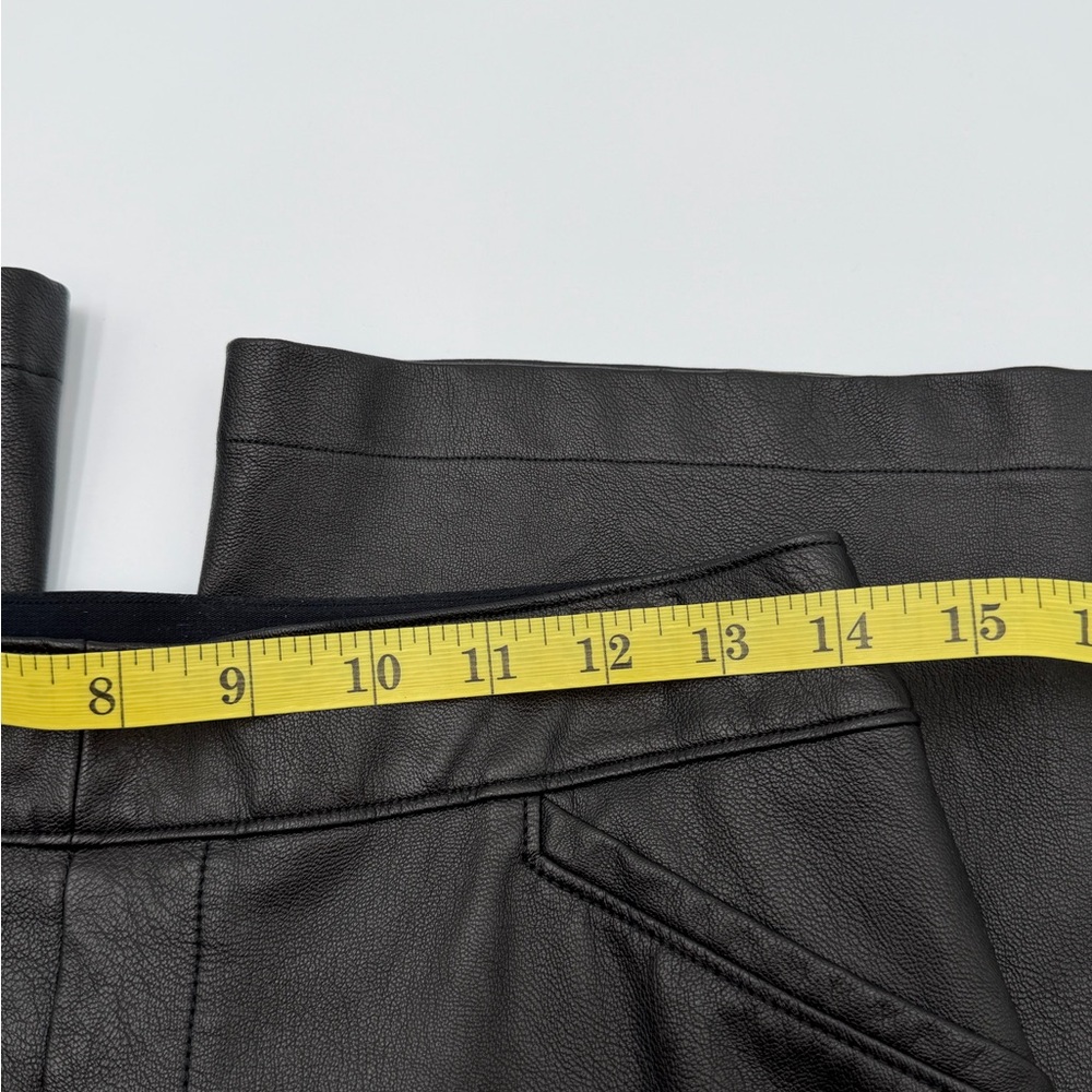 Spanx Leather Like Flare Pants Luxe Black Pull On Women’s Sz L - Picture 14 of 16